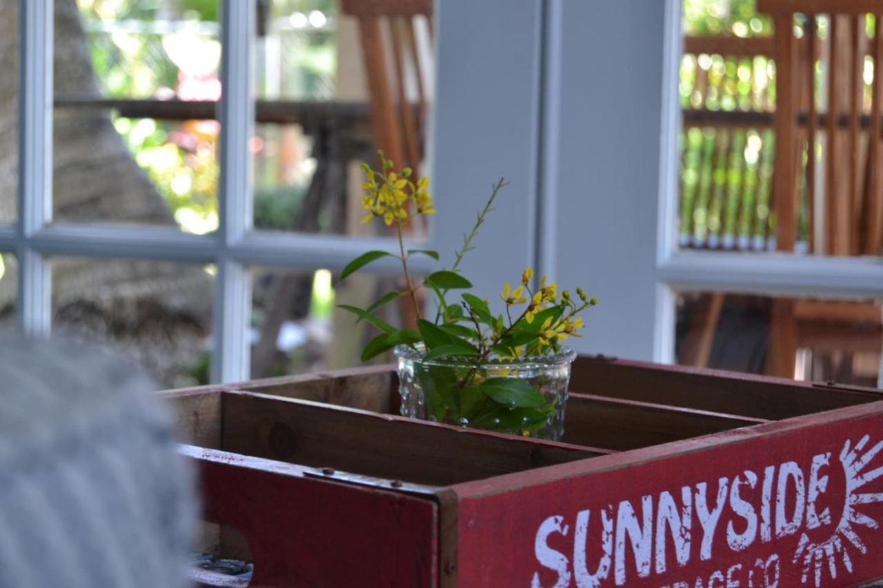 Garden Just Minutes To Sandy Beaches *